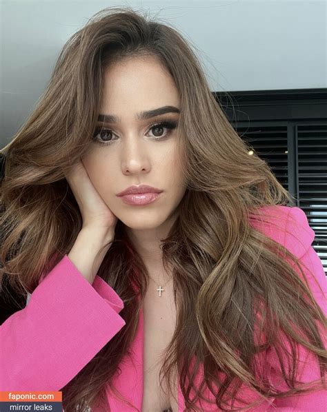 Yanet Garcia Nude Leaks Onlyfans